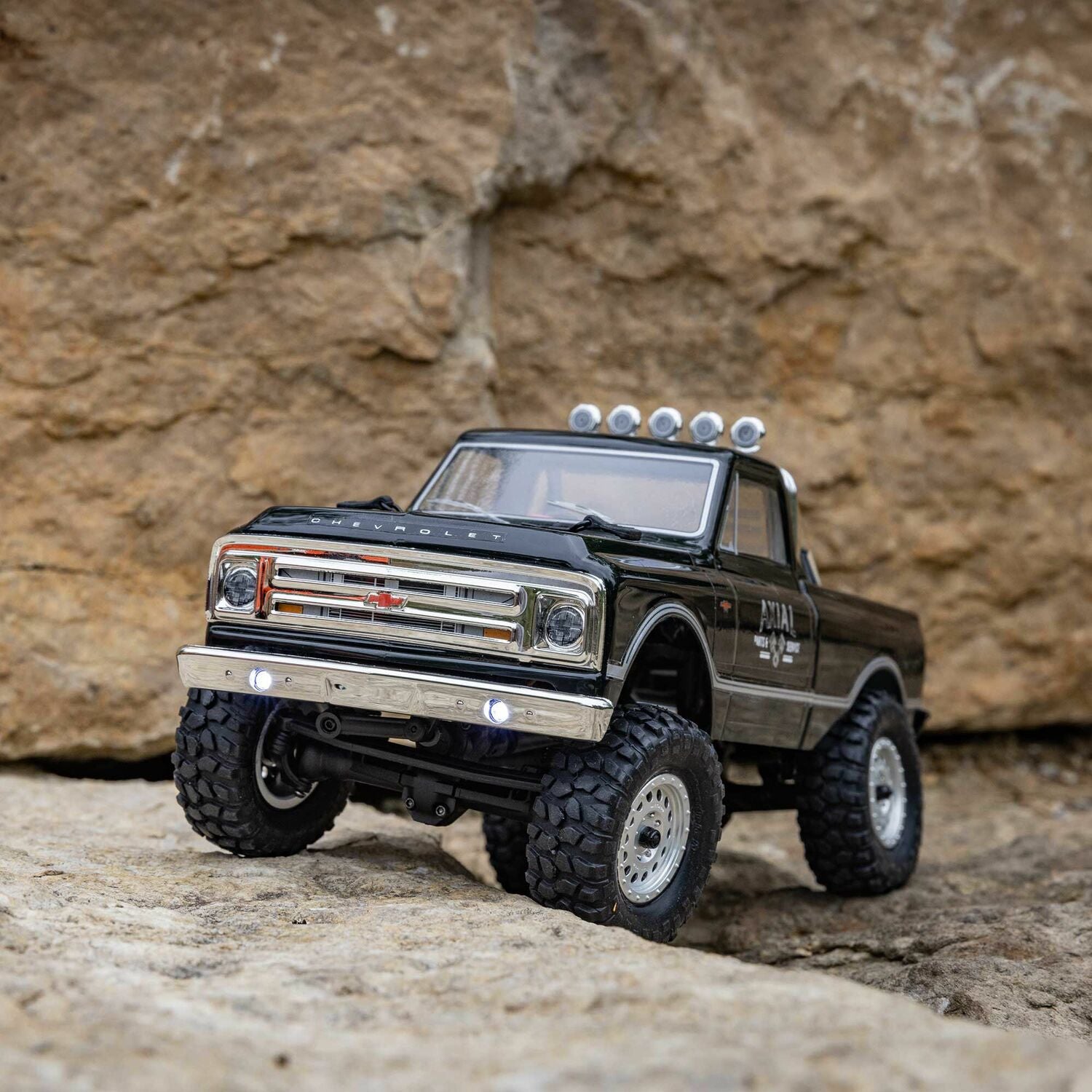 1/24 SCX24 1967 Chevrolet C10 4WD RC Brushed Truck RTR, Black