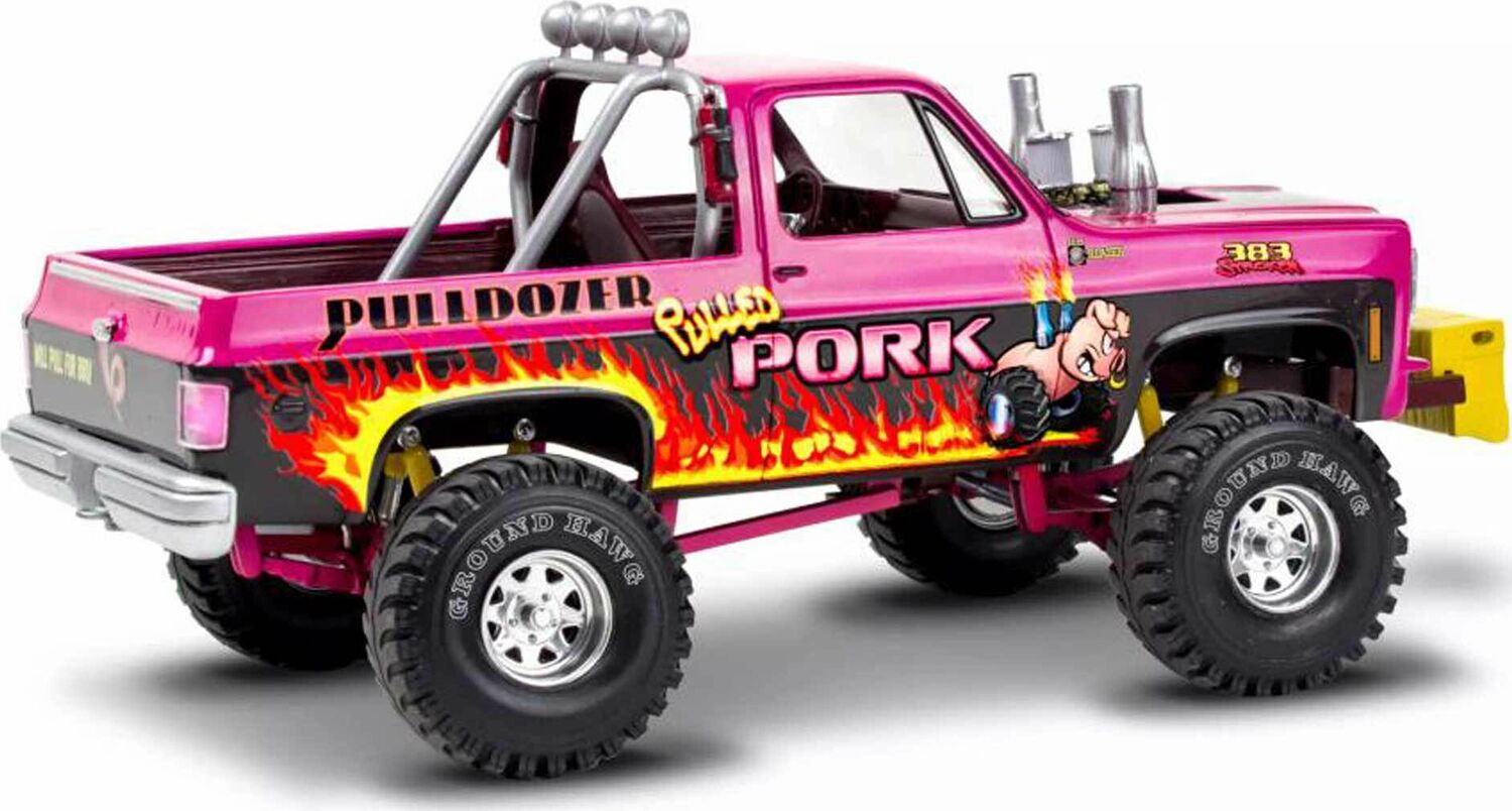 1/24 78 Chevy Blazer Pulldozer