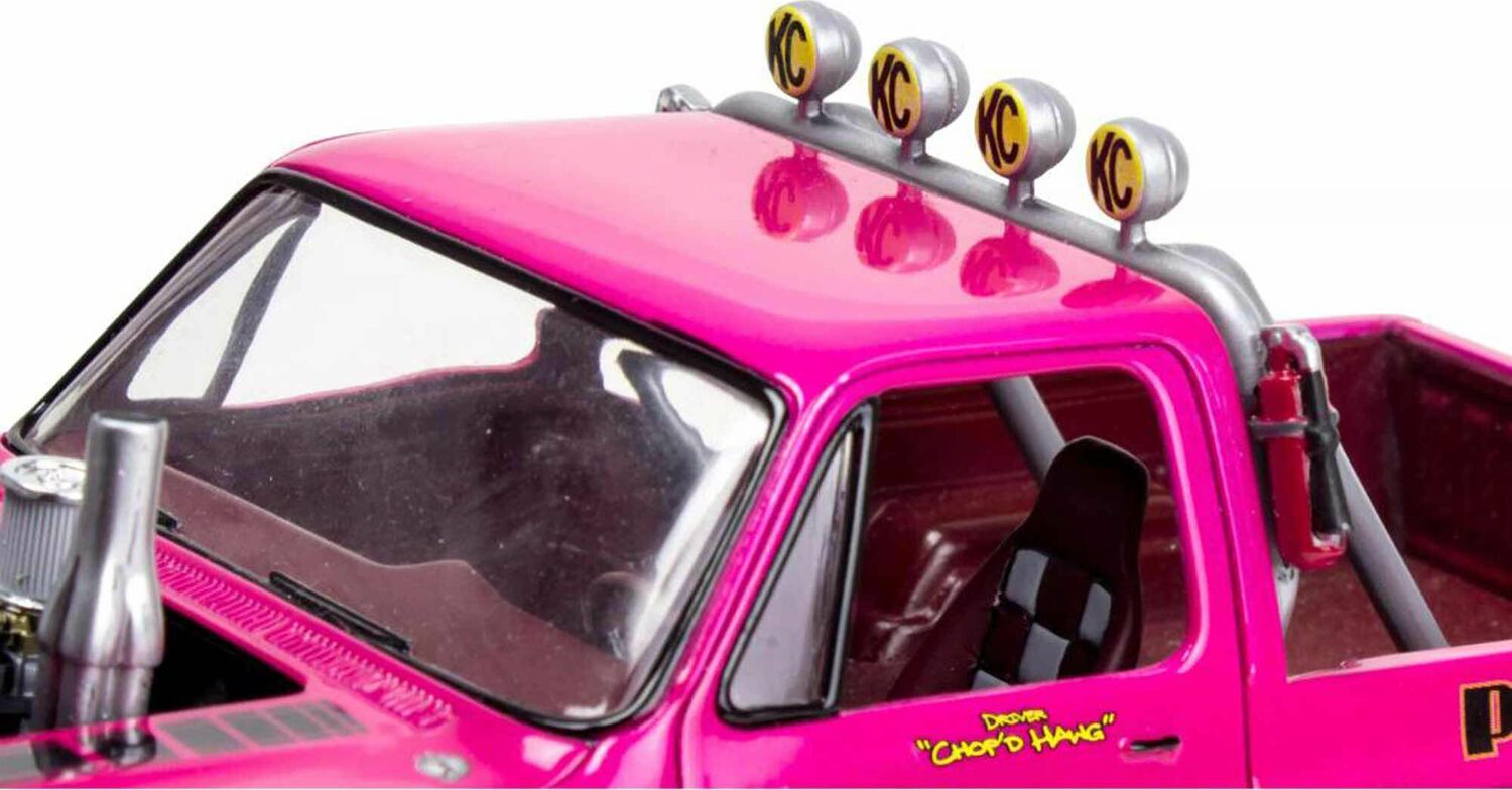 1/24 78 Chevy Blazer Pulldozer