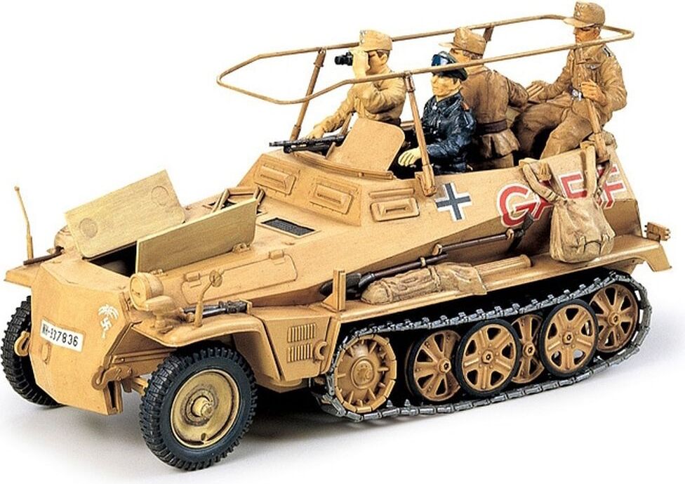 German SDKFZ 250/3 Greif Kit, CA213 Plastic Model