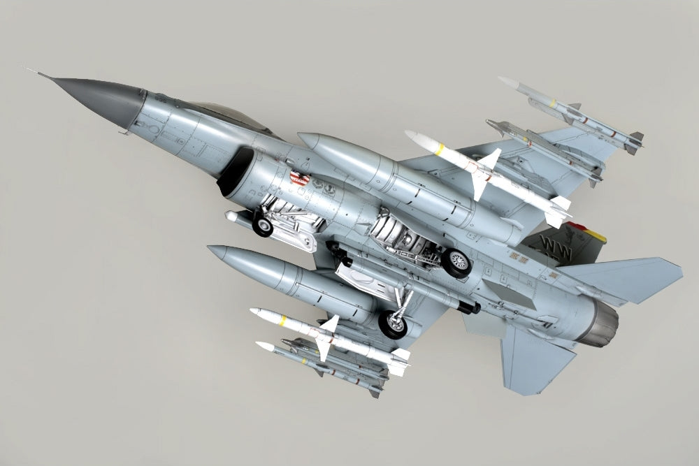 1/48 Lockheed Martin F-16CJ