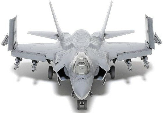 1/48 Lockheed Martin F-35 C Lightning II Plastic Model Kit