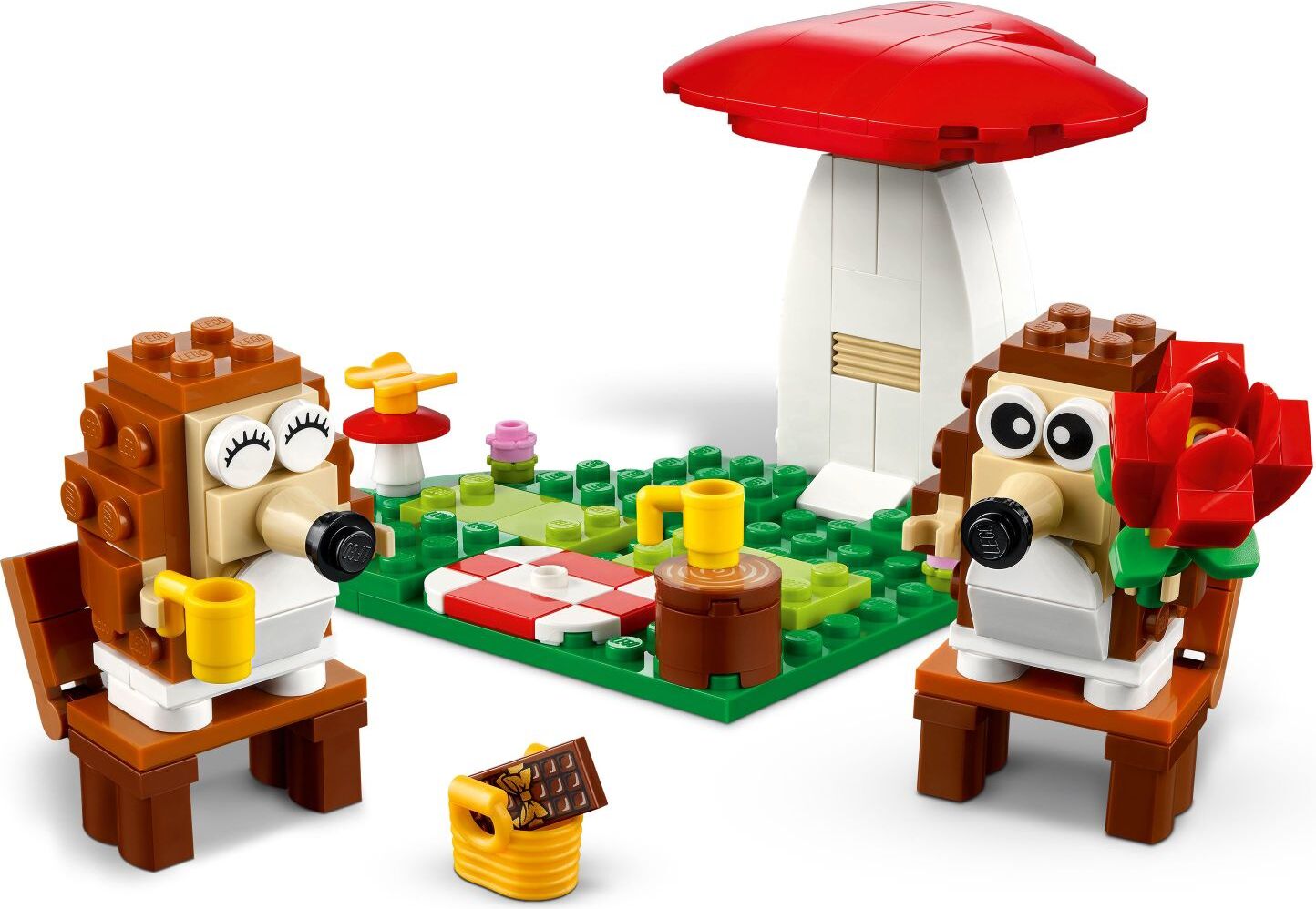 LEGO Iconic: Hedgehog Picnic Date