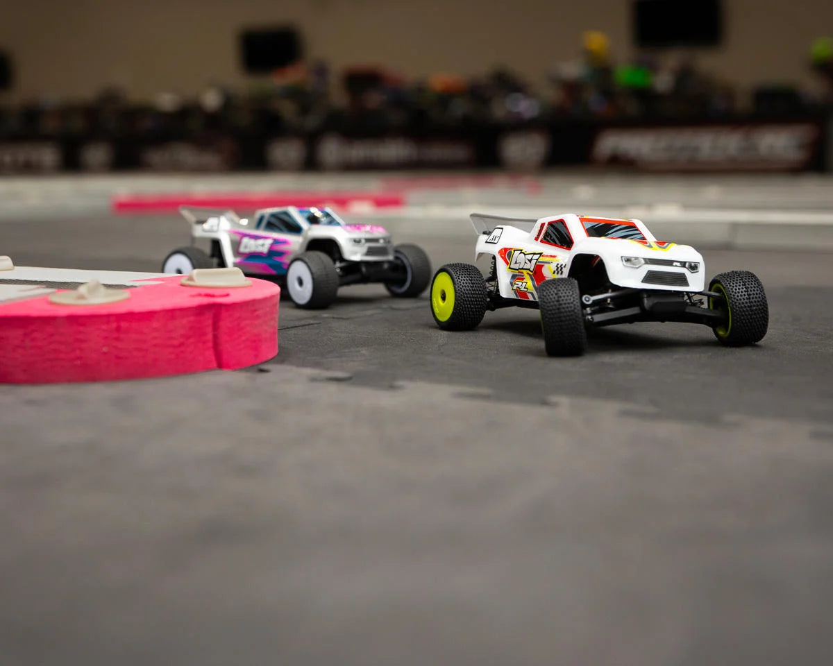 Losi Micro-T 1/28 RTR 2WD Stadium Truck (White) w/2.4GHz Radio, Battery & Charger