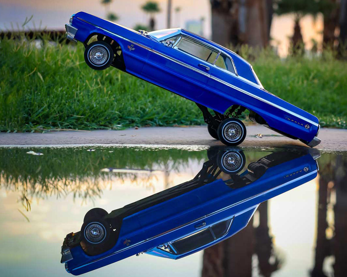 Redcat SixtyFour-18 1964 Chevrolet Impala SS 1/18 Hopping Lowrider (Blue)