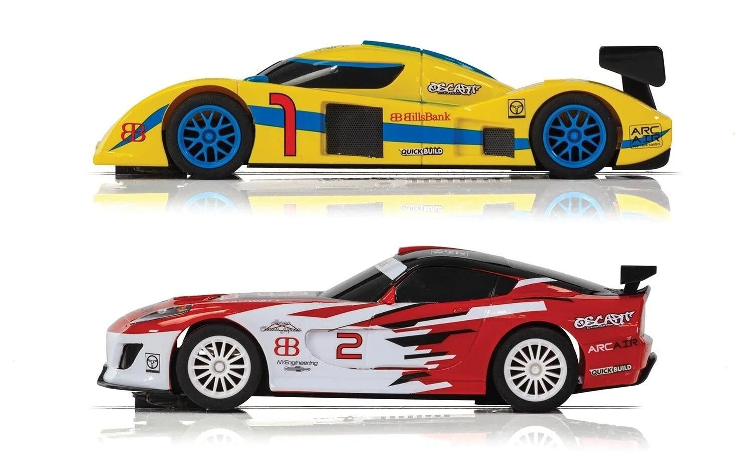 Scalextric Endurance Set LMT Yellow vs. GT Red